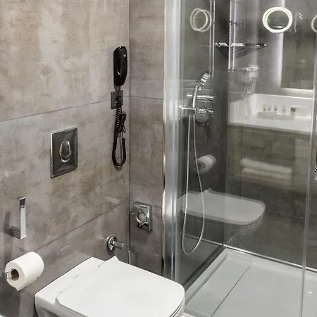 Tryp By Wyndham Oran 3* אנקרה
