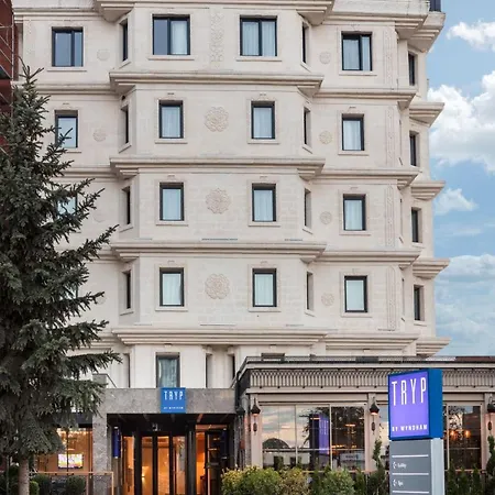 Otel Tryp By Wyndham Oran