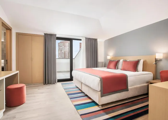 Hotel Tryp By Wyndham Oran Ankara