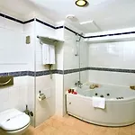 Tryp By Wyndham Oran מלון אנקרה