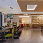 Tryp By Wyndham Oran מלון 3*