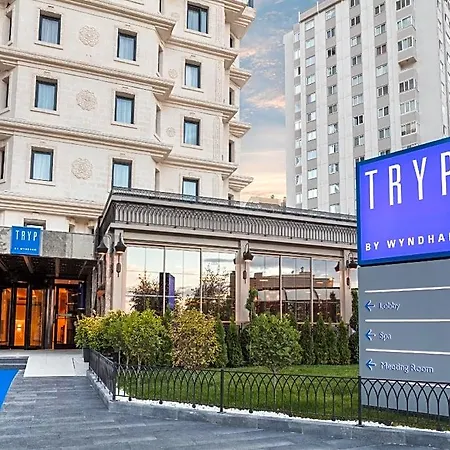 Tryp By Wyndham Oran