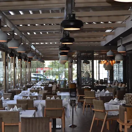 Tryp By Wyndham Oran 3* אנקרה