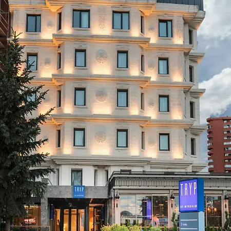 Tryp By Wyndham Oran 3* Ancara