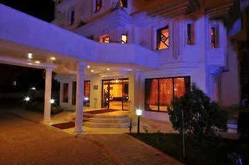 Szálloda Tryp By Wyndham Oran Ankara