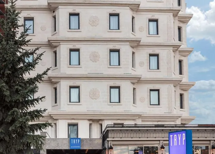 Hotel Tryp By Wyndham Oran