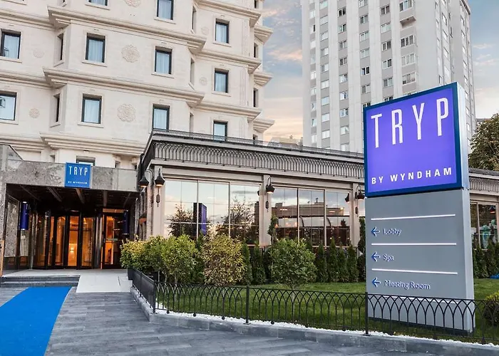 Tryp By Wyndham Oran 3*