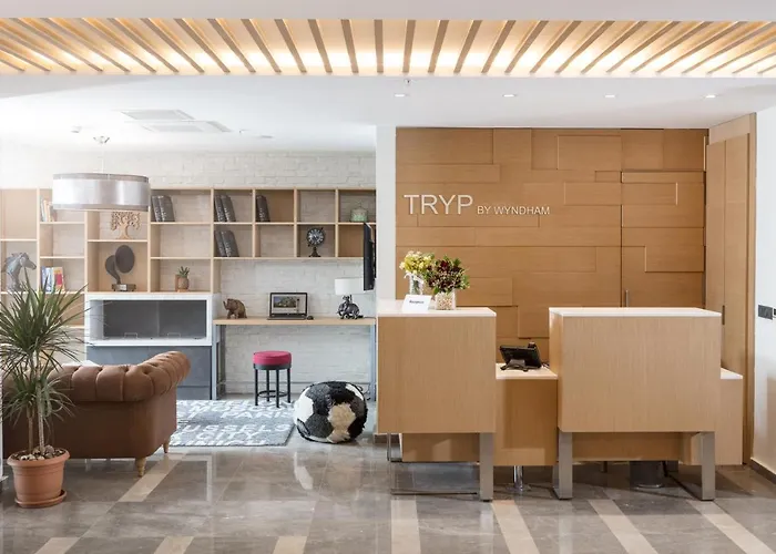 Szálloda Tryp By Wyndham Oran 3*