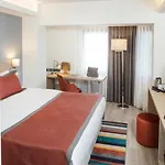 Tryp By Wyndham Oran Hotel