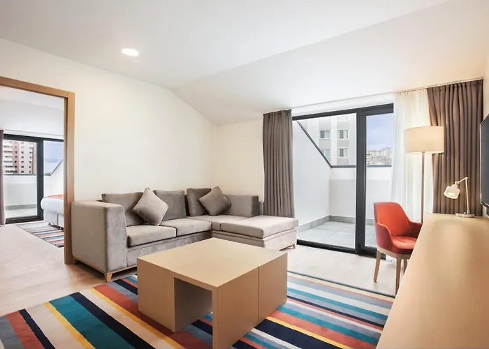 Hotel Tryp By Wyndham Oran