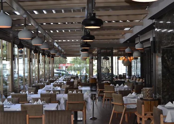 Tryp By Wyndham Oran 3* Ankara