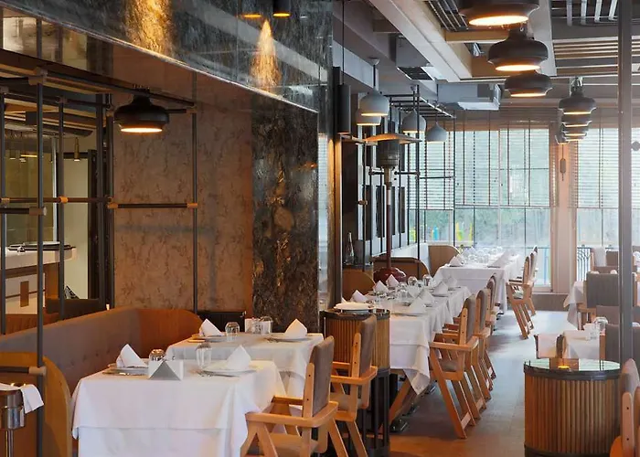 Hotel Tryp By Wyndham Oran